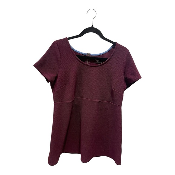 Motherhood Maternity Chic Rich Burgundy Short Sleeve Top Size: L - Picture 1 of 8